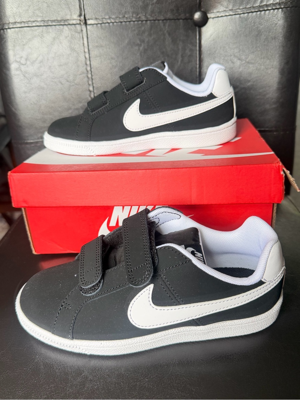 Nike Kids Black and White Velcro Low-Top Sneakers